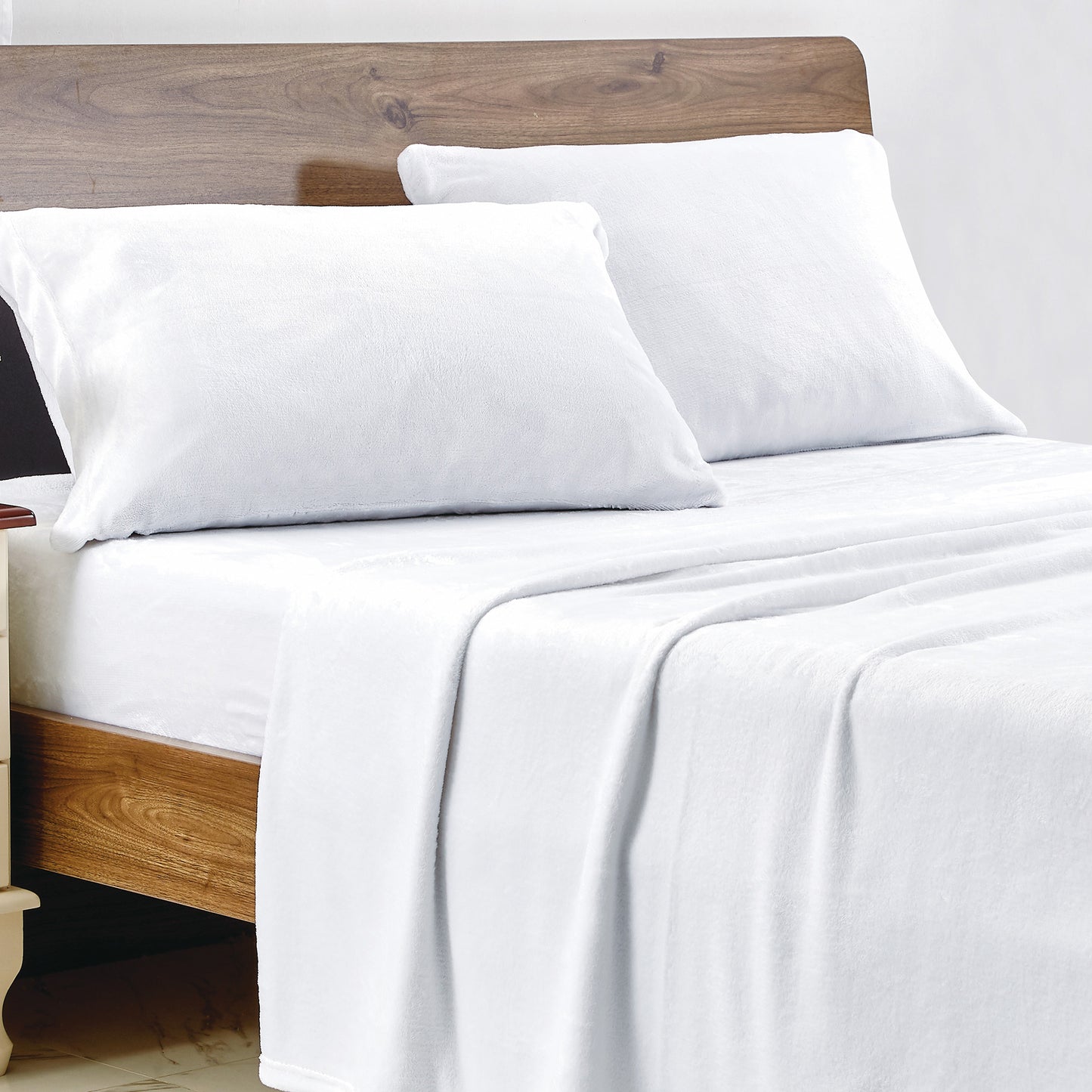 Softan Flannel Fitted Sheet Set