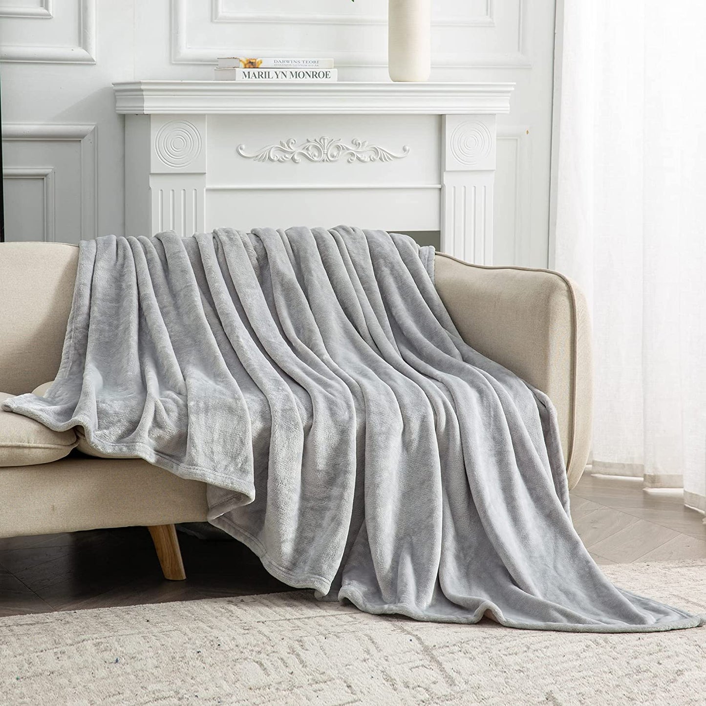 Softan 350 GSM Throw Lightweight Fleece Blanket for Bed, Sofa, Couch Suitable for All Season