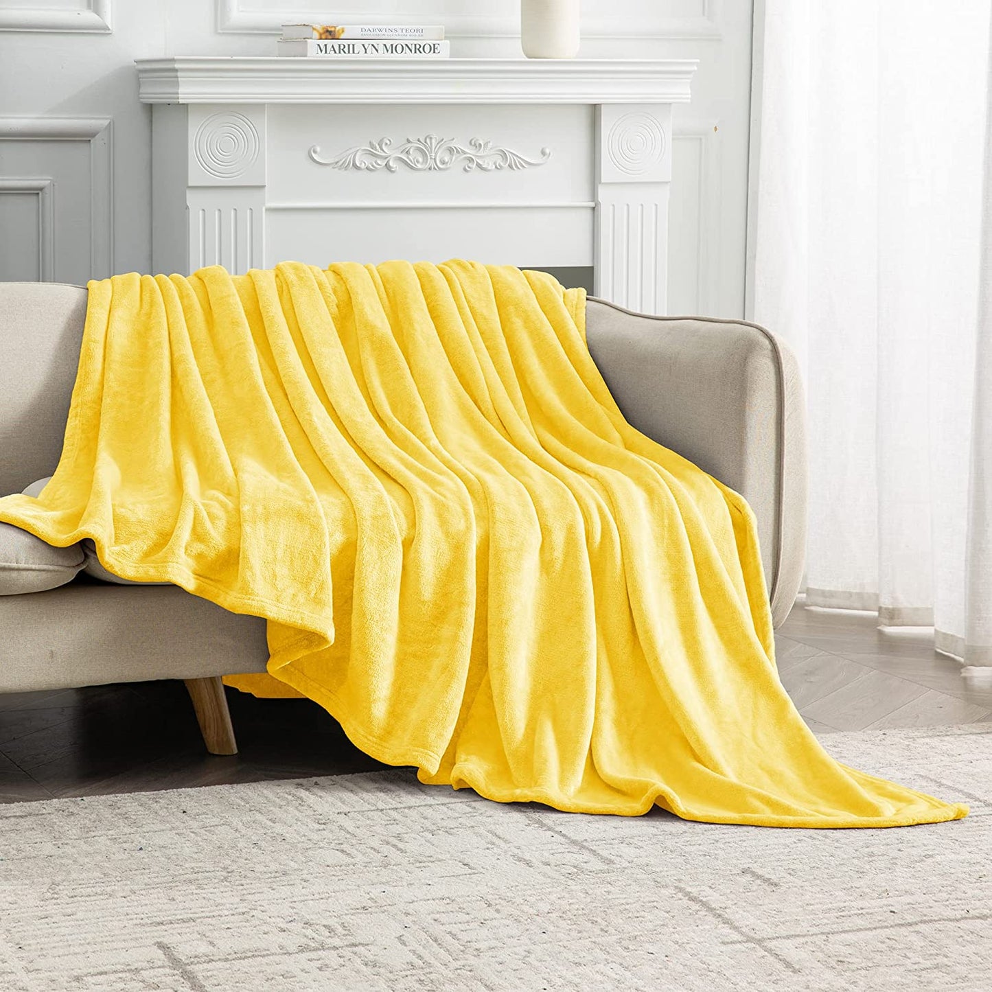 Softan 350 GSM Throw Lightweight Fleece Blanket for Bed, Sofa, Couch Suitable for All Season